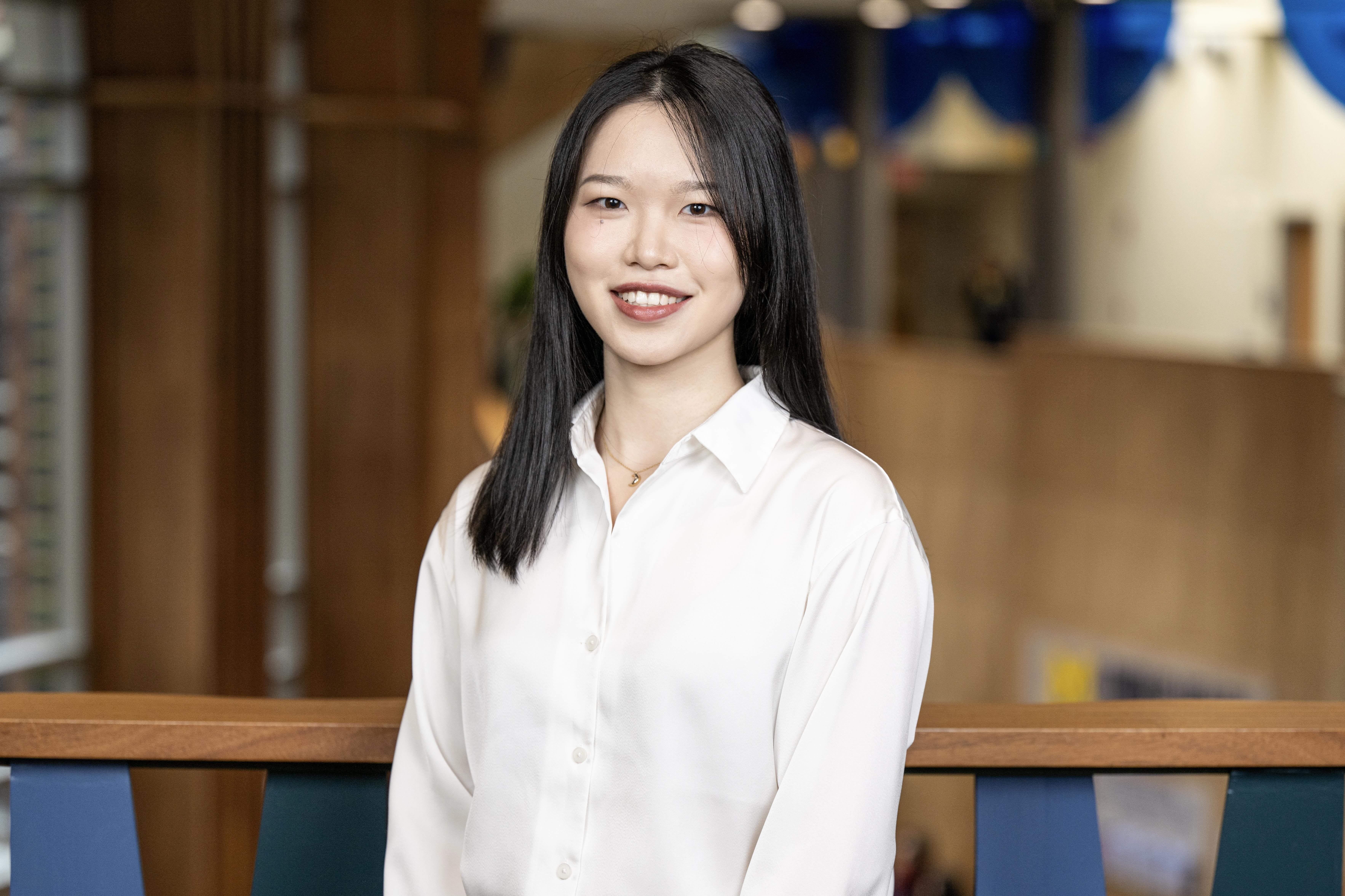 Yanxin (Esther)  Zhu